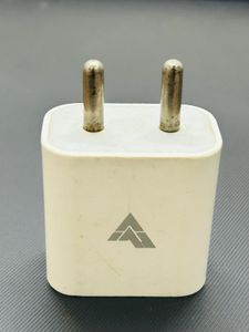 iPhone Adapter