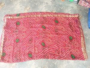Bandni Sari With Gora Patti Les