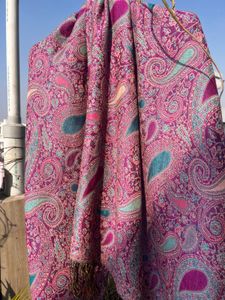 Paisley premium stole