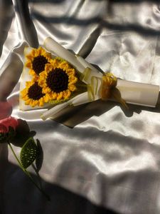Crochet Sunflower Bouquet