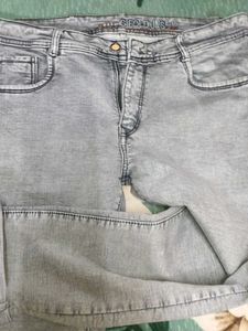 Bifold Gray Wash Jeans