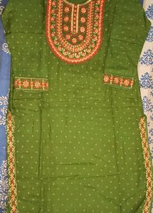 Women Olive Green Embroidered Kurti