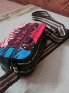 😍Beautiful Side Sling Bag