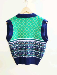 Patterned Knit Vest size-40