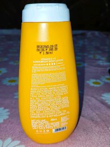 Dot &amp; Key Body Lotion