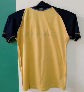Yellow Tshirt