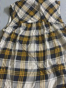 Plaid Sleeveless Top