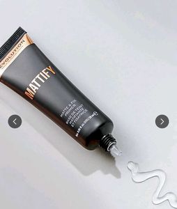 Revolution Mattify Matte &amp; Fix Primer