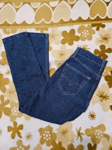 Levi&#39;s Dark Blue Jeans