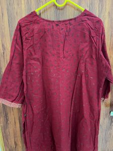 Avaasa Maroon Printed Kurta