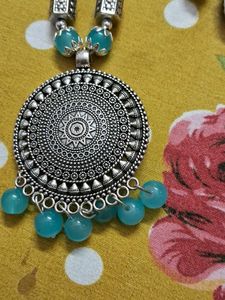 Necklace &amp; Earring Set