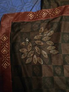 Two Toned Ethnic Saree With Sequins Border