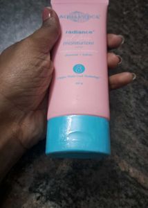 Aqualogica Radiance+ Moisturizer