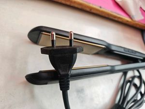 Havells Hair Straightener Keratin Smooth