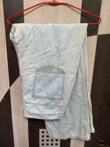 bootcut jeans white  good condition