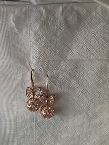 Earings