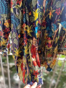 (Diwali Offer) Frida Kahlo Shrug