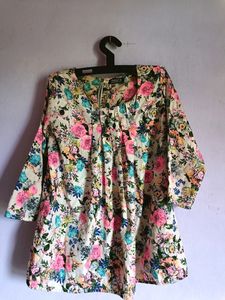 Women's Casual Wear Flowy Top