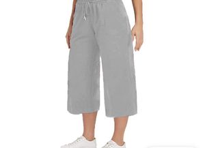 Women’s Loose Fit Capri Pants