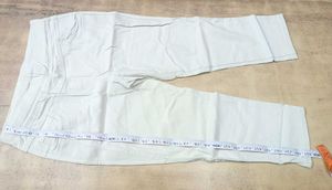 White Denim Jegging Capri