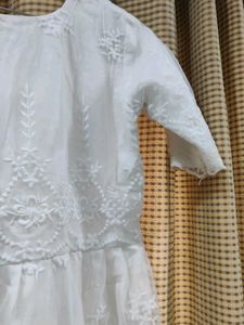 White Embroidered kurta