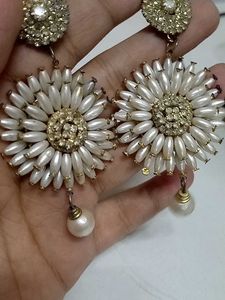 Vintage Floral Pearl Earrings
