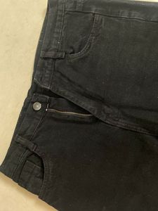 Mom Fit Black Jeans