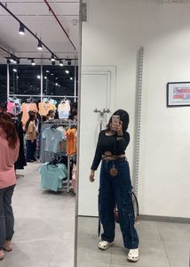 Cargo Jeans And Black Top Combo