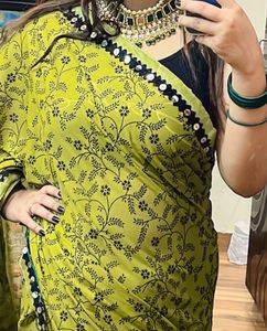 Girlish Saree Looks Beautiful Very Light Weighted