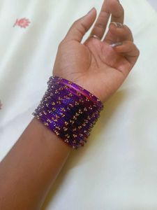 New trendy glass bangles
