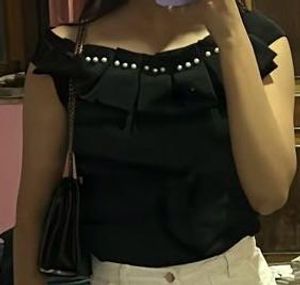 Chic Black Pearl Bow Top