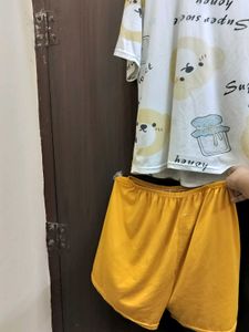 Cute &#39;Super Sweet Honey&#39; Graphic Night Dress ,