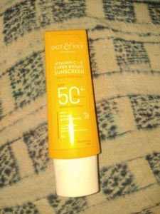 Dot & Key Vitamin C Sunscreen
