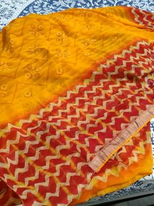 Bandhani And Lehariya Printed Saree