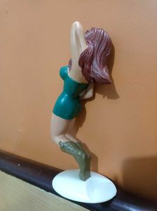 Showpiece