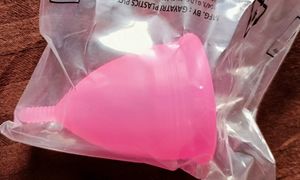 Menstrual Cup With Container - Medium