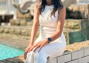 Chic White Bodycon Midi Dress