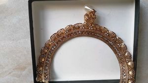 Elegant Gold-Toned Necklace 2 Piece