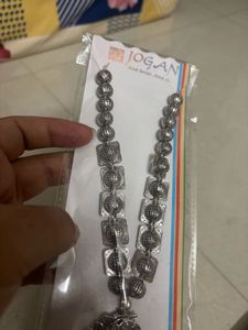 Silver Tone Necklace