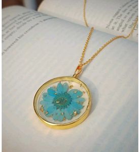 Resin Daisy Flower Color Option Available