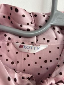 Kotty Silk Casual Women Top