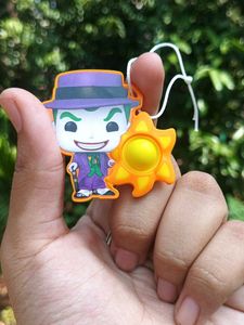 jocker pop it,batman badge and dragon