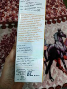 OZiva Inner Glo Face Wash