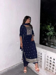 Elegant Navy Blue Suit Set