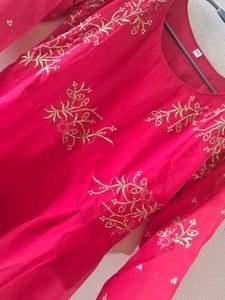 Elegant Red Embroidered Kurta