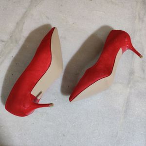 ✔️🆕Red Classy Heels