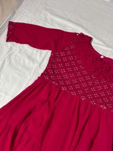 GEOGRETTE DARK PINK MAXI DRESS