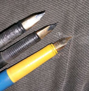 Vintage Fountain Pens (3)