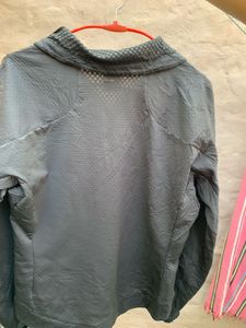 Nike orignal  Pullover Jacket