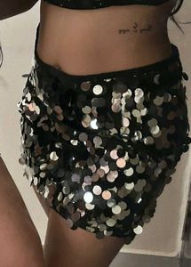 BLACK SEQUINS SKIRT